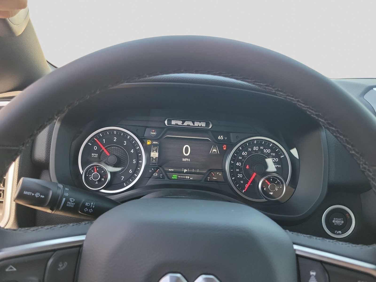 2026 RAM 1500 RAM 1500 LONE STAR CREW CAB 4X4 5'7' BOX