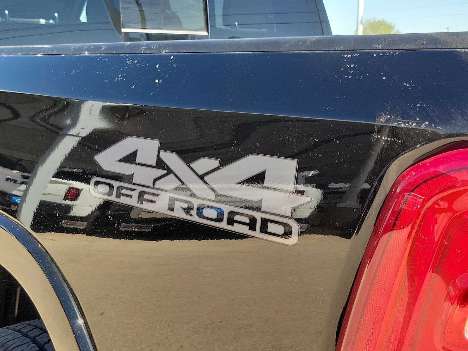 2026 RAM Ram 1500 RAM 1500 LONE STAR CREW CAB 4X4 5'7' BOX