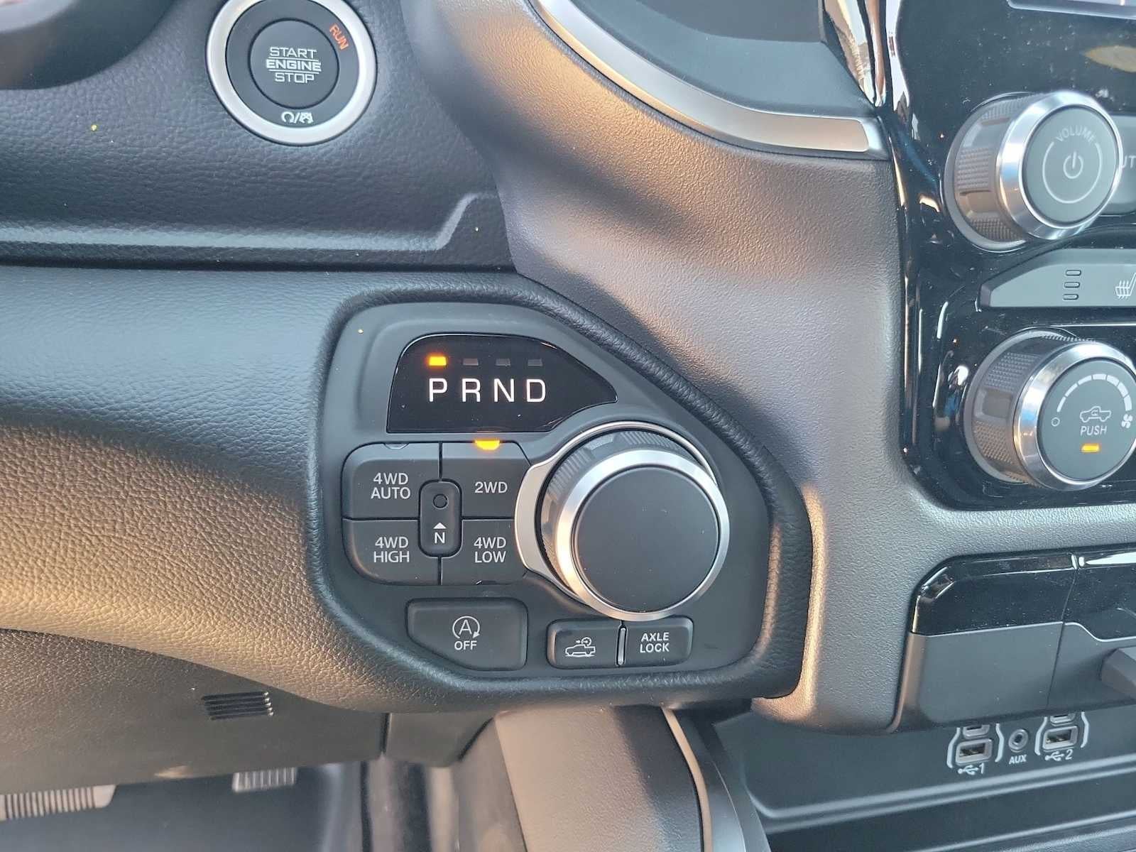 2026 RAM Ram 1500 RAM 1500 LONE STAR CREW CAB 4X4 5'7' BOX