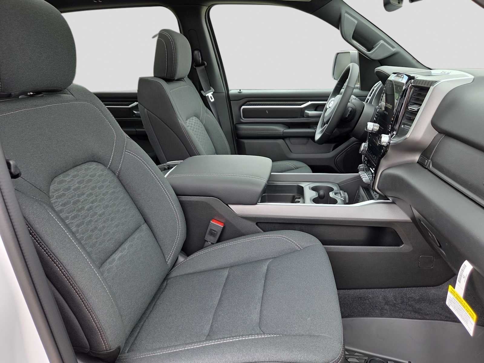 2026 RAM 1500 RAM 1500 LONE STAR CREW CAB 4X4 5'7' BOX
