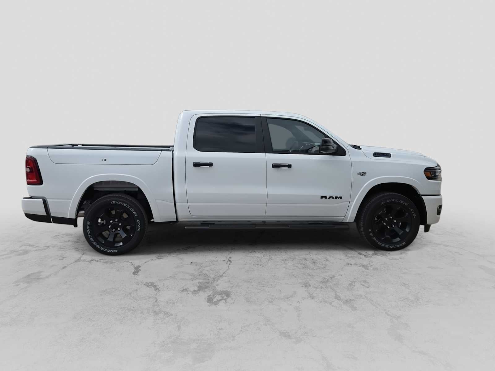 2026 RAM 1500 RAM 1500 LONE STAR CREW CAB 4X4 5'7' BOX