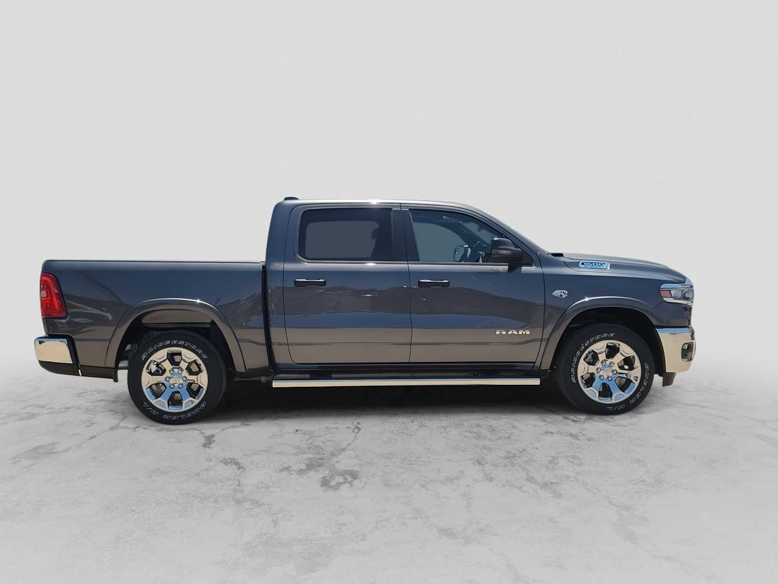 2026 RAM 1500 RAM 1500 LONE STAR CREW CAB 4X4 5'7' BOX