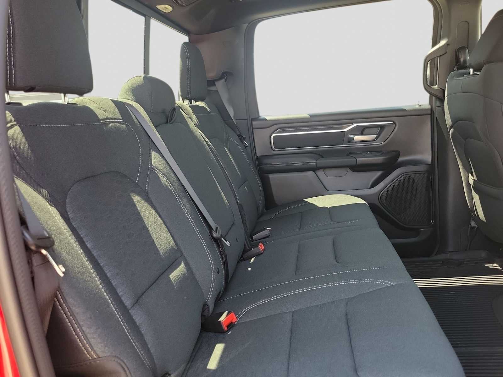 2026 RAM 1500 RAM 1500 LONE STAR CREW CAB 4X4 5'7' BOX