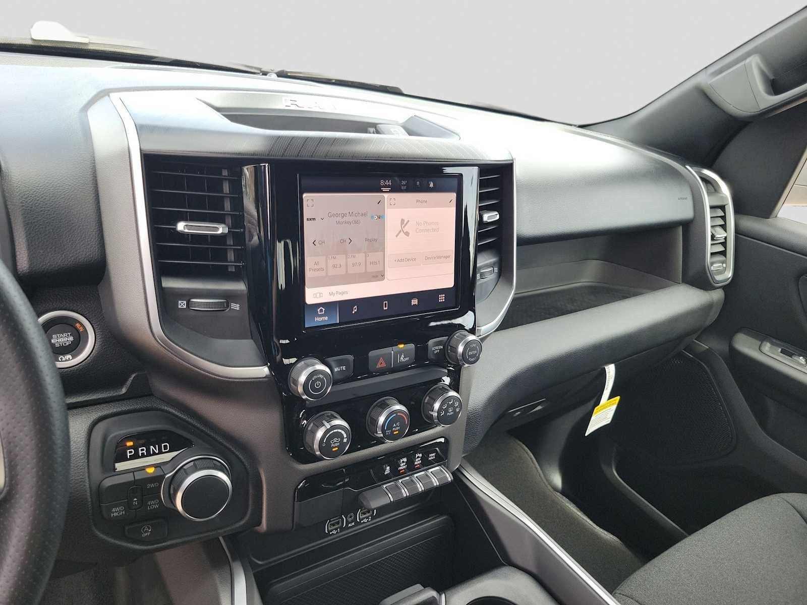 2026 RAM 1500 RAM 1500 EXPRESS CREW CAB 4X4 5'7' BOX