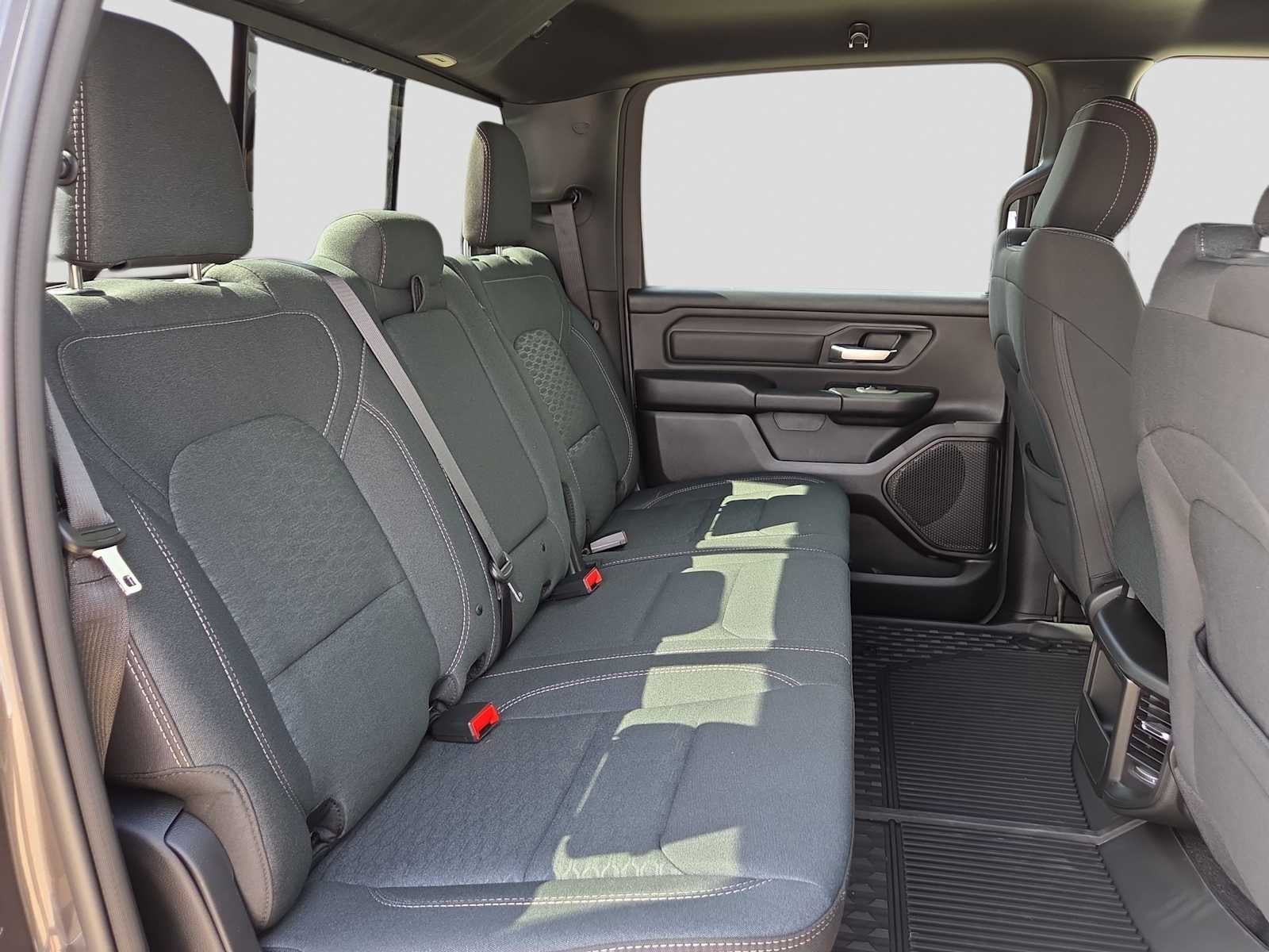 2026 RAM 1500 RAM 1500 WARLOCK CREW CAB 4X4 5'7' BOX