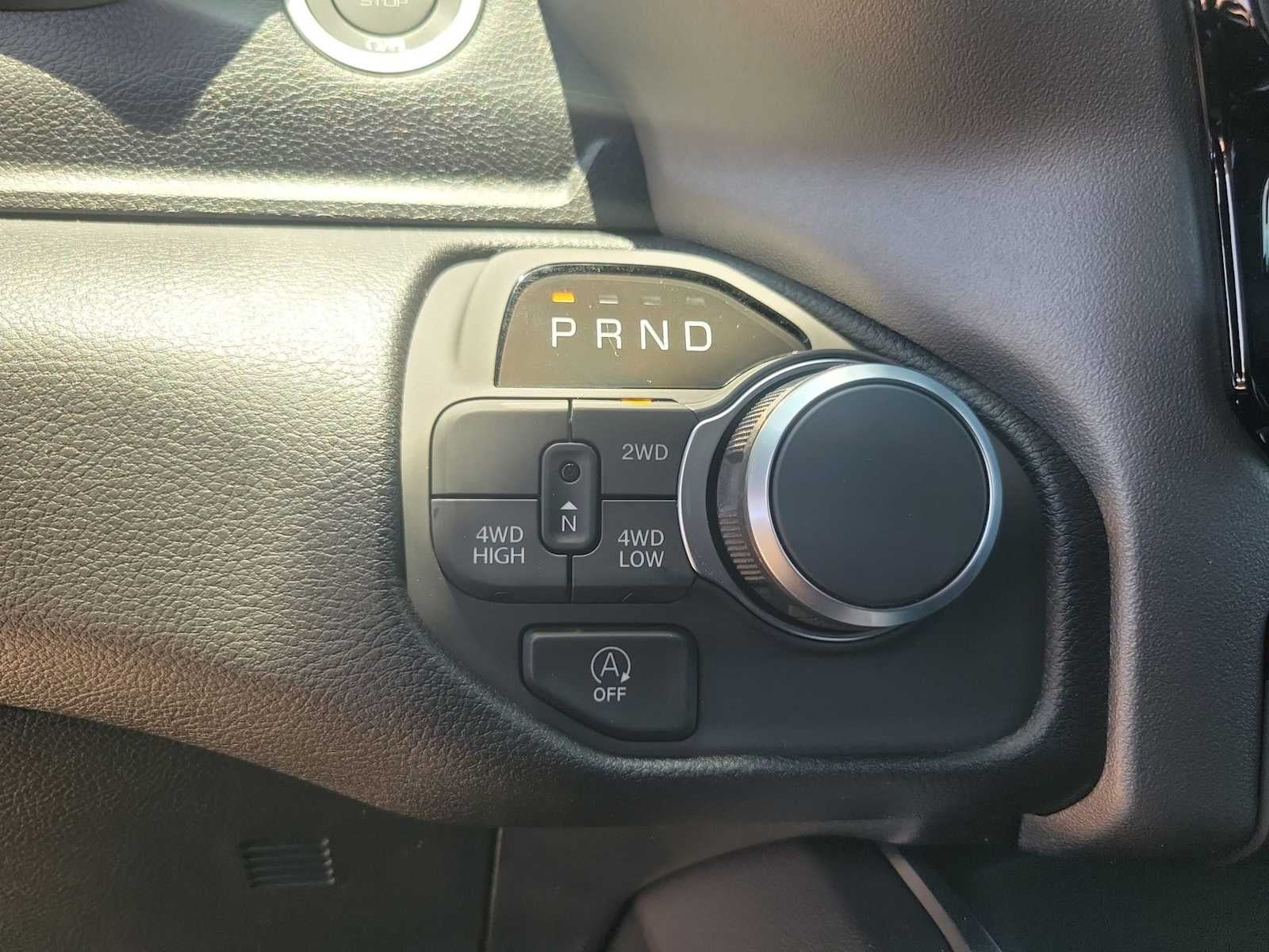 2026 RAM 1500 RAM 1500 EXPRESS CREW CAB 4X4 5'7' BOX