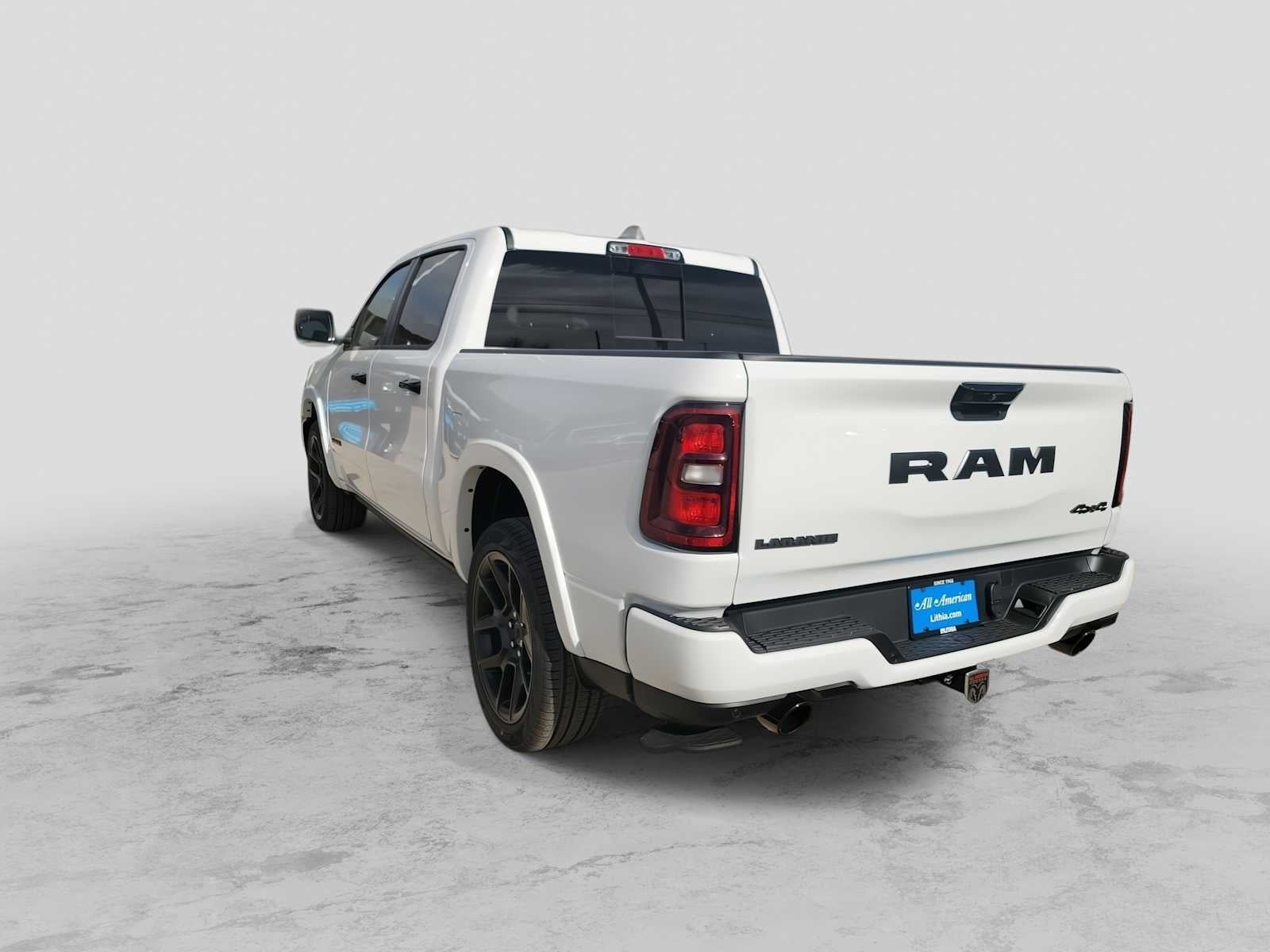 2026 RAM 1500 RAM 1500 LARAMIE CREW CAB 4X4 5'7' BOX