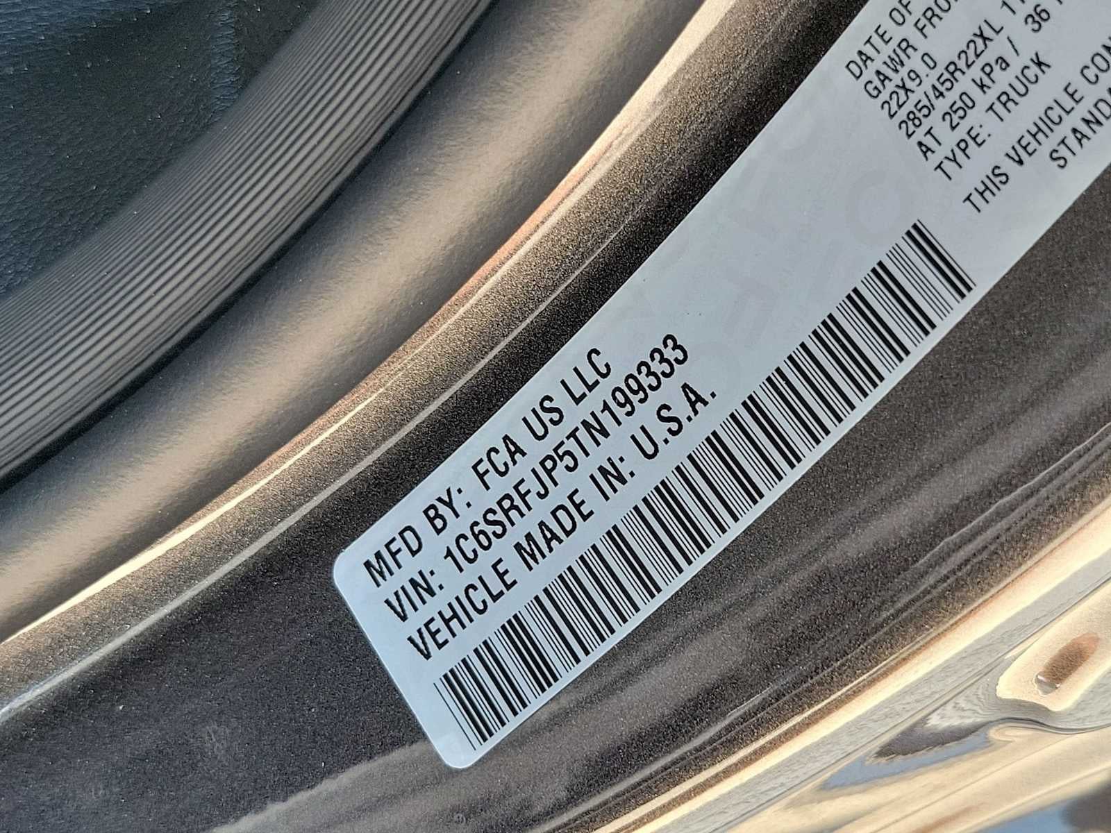 2026 RAM 1500 RAM 1500 LARAMIE CREW CAB 4X4 5'7' BOX