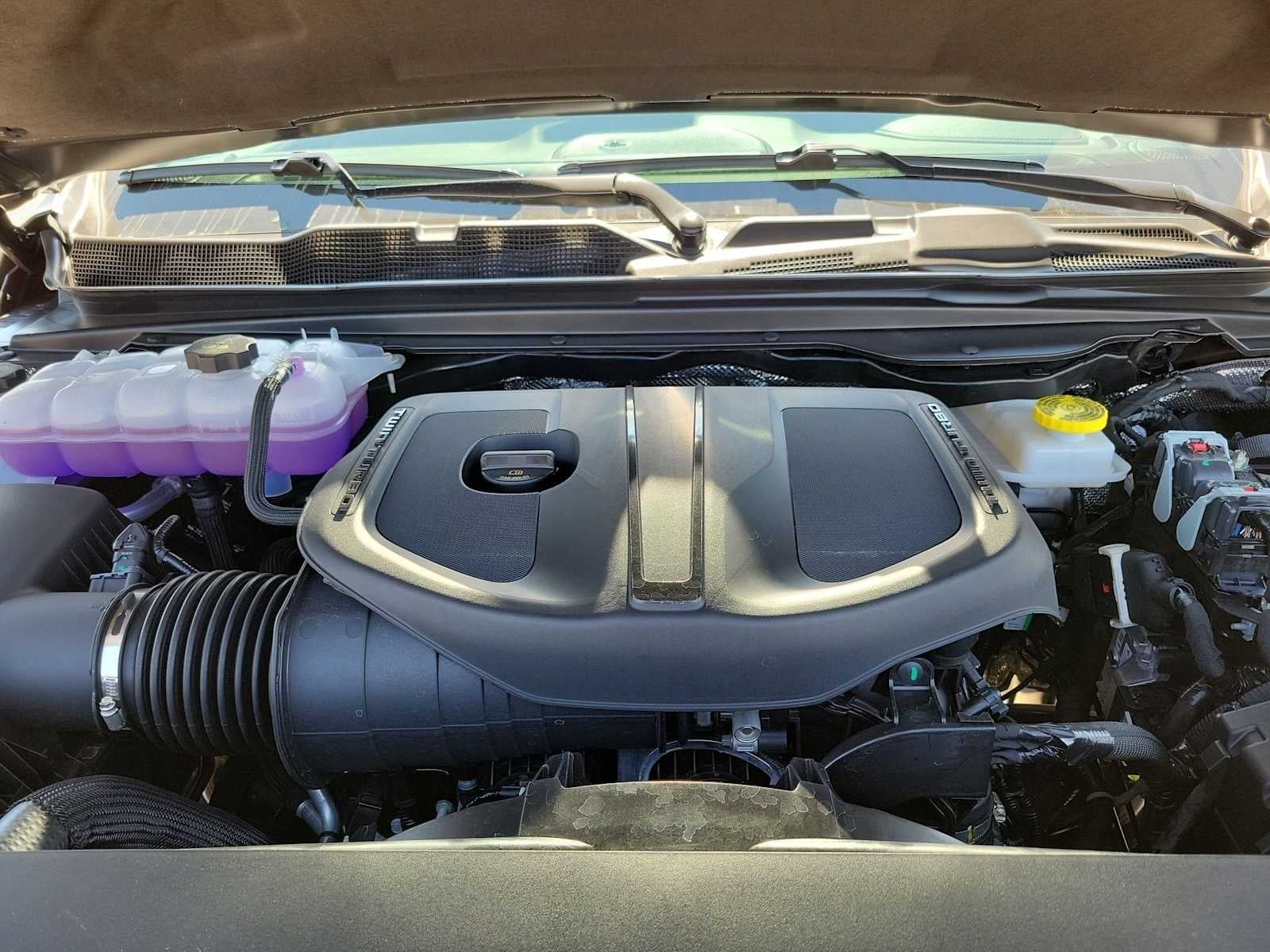 2026 RAM 1500 RAM 1500 LARAMIE CREW CAB 4X4 5'7' BOX