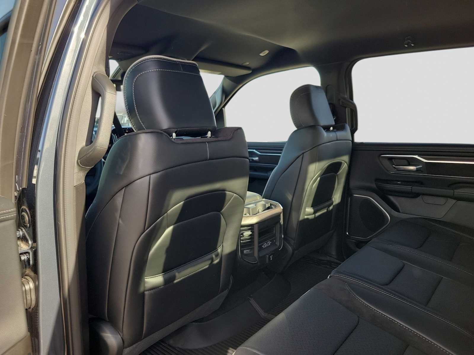 2026 RAM 1500 RAM 1500 LARAMIE CREW CAB 4X4 5'7' BOX