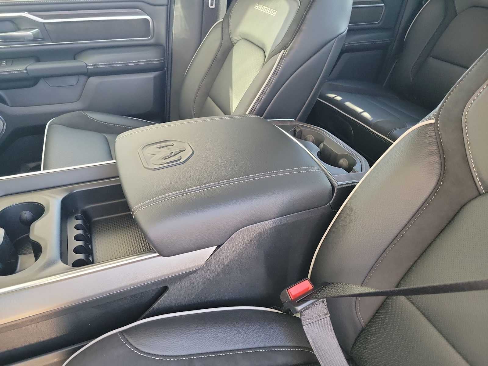 2026 RAM 1500 RAM 1500 LARAMIE CREW CAB 4X4 5'7' BOX