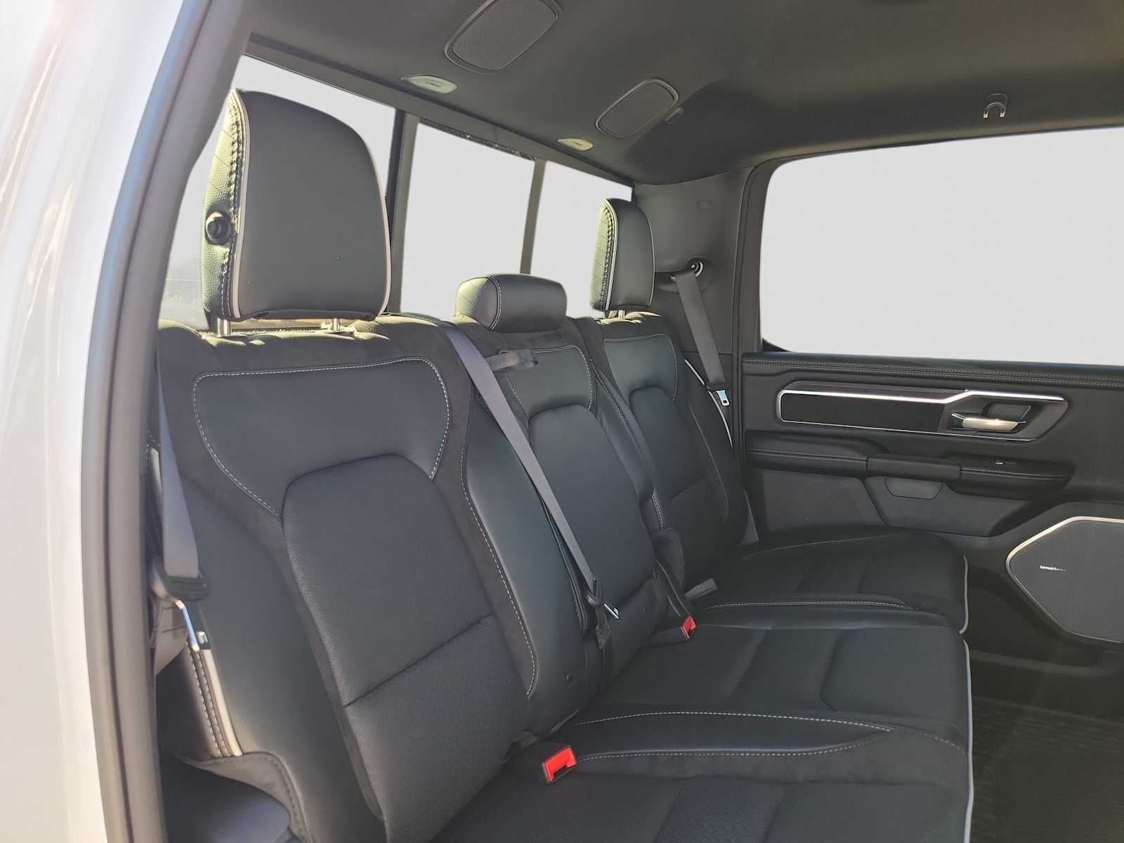 2026 RAM 1500 RAM 1500 LARAMIE CREW CAB 4X4 5'7' BOX