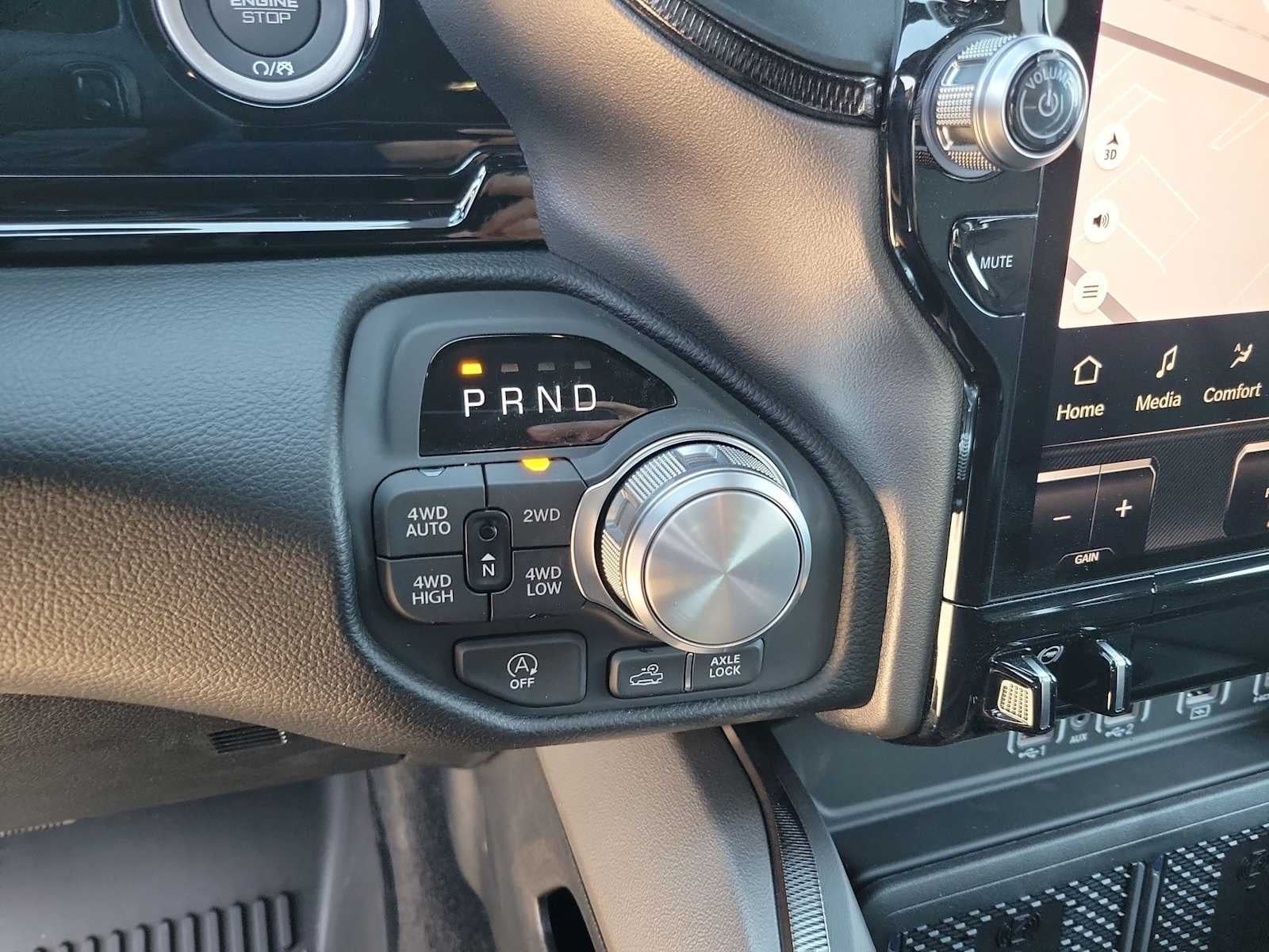 2026 RAM 1500 RAM 1500 REBEL CREW CAB 4X4 5'7' BOX