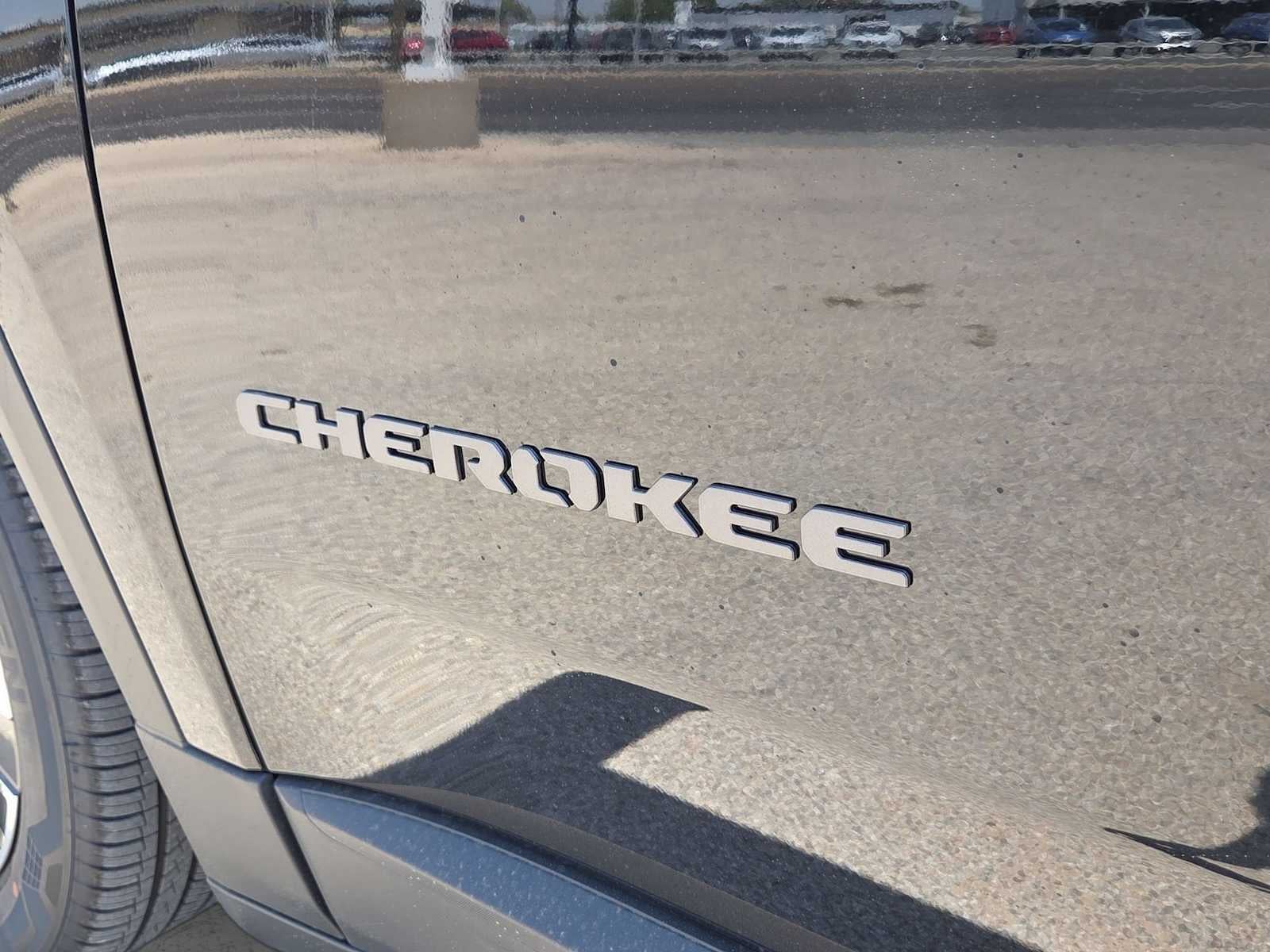 2026 Jeep Cherokee Laredo
