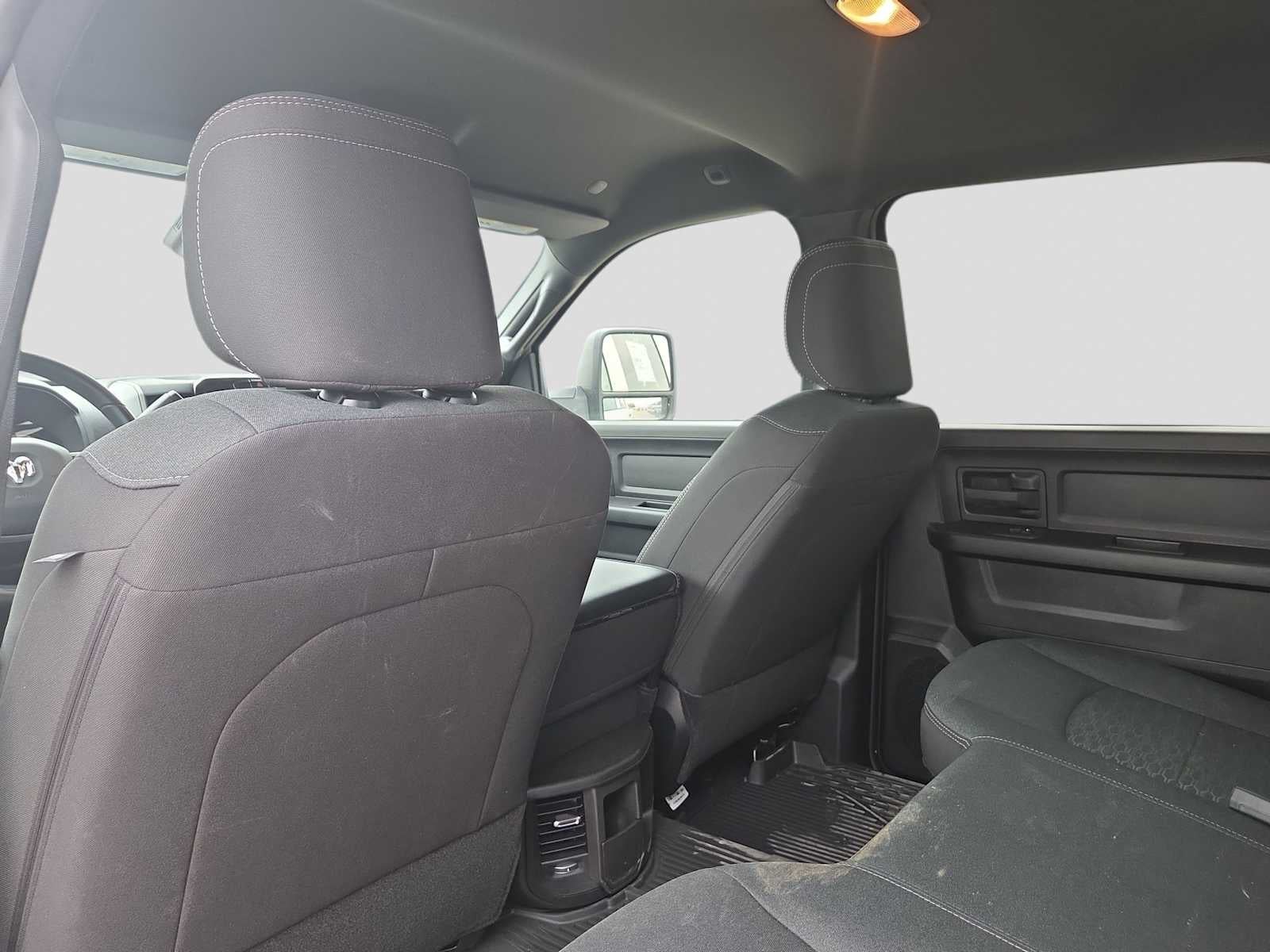 2025 RAM 3500 RAM 3500 TRADESMAN CREW CAB 4X4 8' BOX