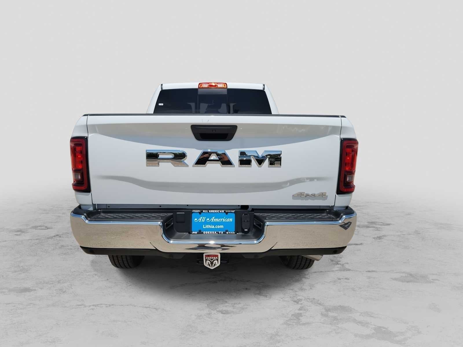 2026 RAM 2500 RAM 2500 TRADESMAN CREW CAB 4X4 6'4' BOX