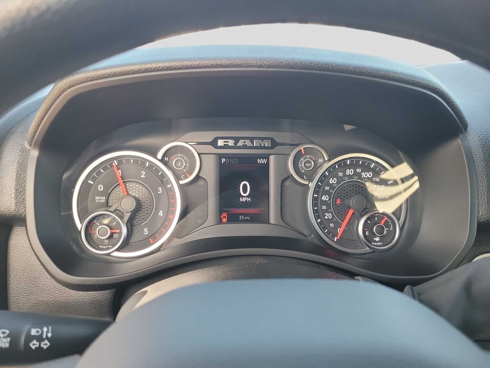 2026 RAM 2500 RAM 2500 TRADESMAN CREW CAB 4X4 6'4' BOX