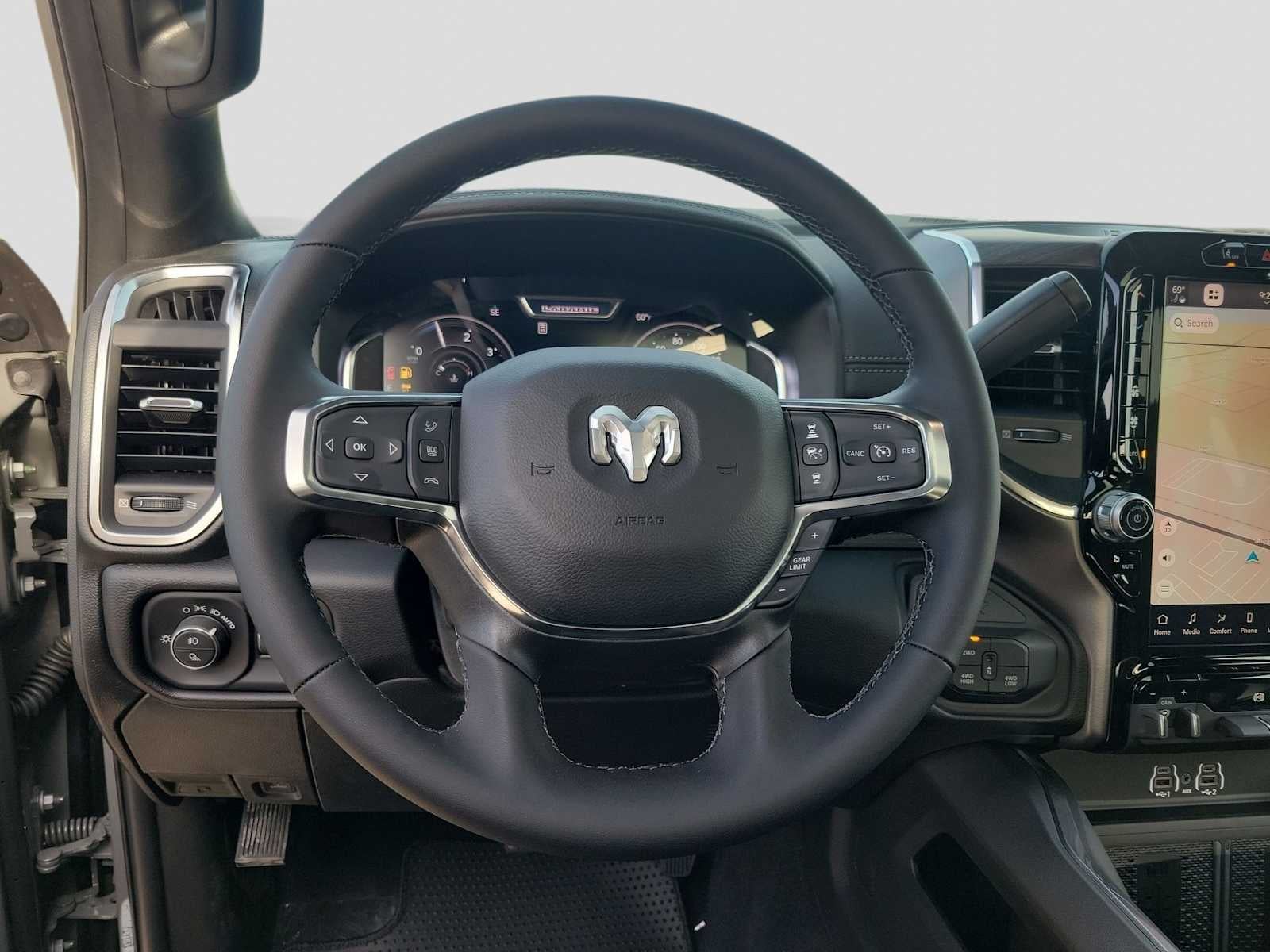 2026 RAM 2500 RAM 2500 LARAMIE CREW CAB 4X4 6'4' BOX