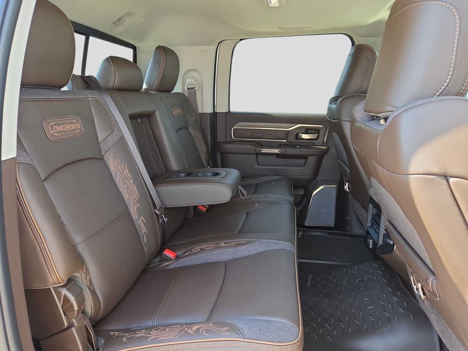 2026 RAM 2500 RAM 2500 LIMITED LONGHORN MEGA CAB 4X4 6'4' BOX