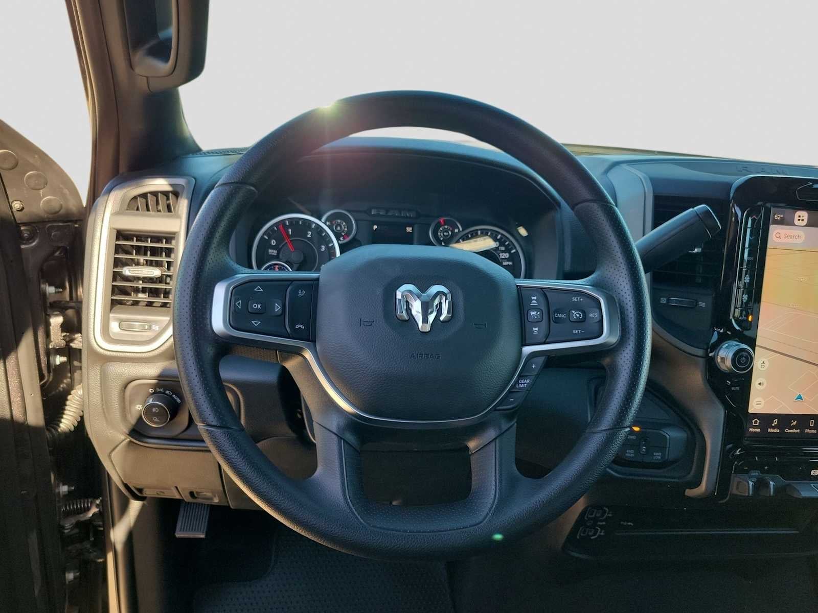 2026 RAM 3500 RAM 3500 TRADESMAN CREW CAB 4X4 8' BOX