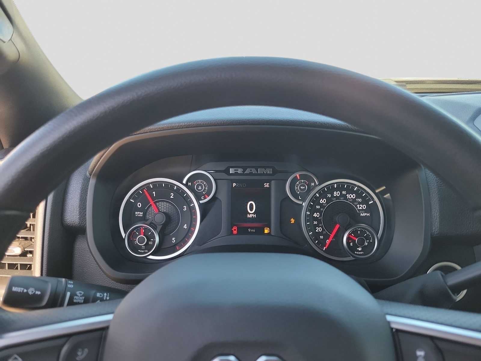 2026 RAM 3500 RAM 3500 TRADESMAN CREW CAB 4X4 8' BOX