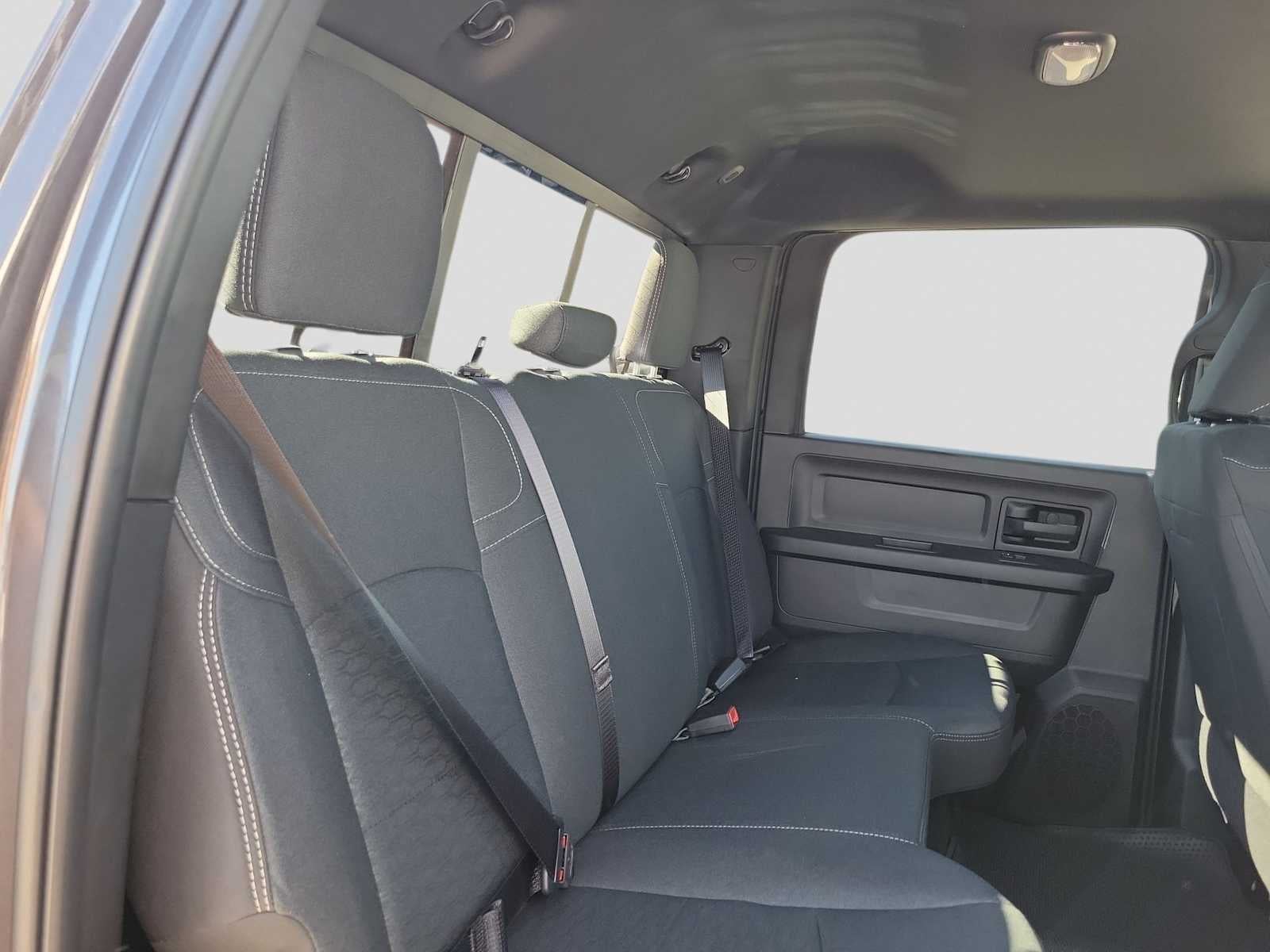 2026 RAM 3500 RAM 3500 TRADESMAN CREW CAB 4X4 8' BOX