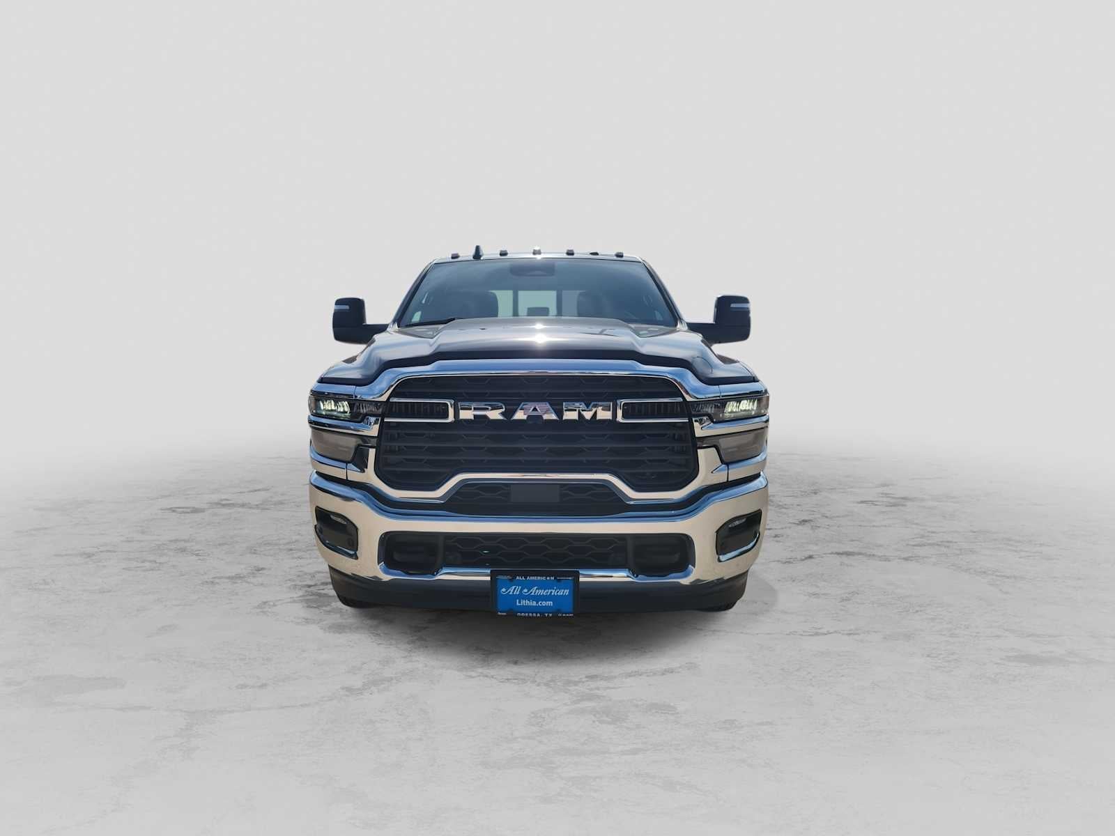 2026 RAM 3500 RAM 3500 TRADESMAN CREW CAB 4X4 8' BOX