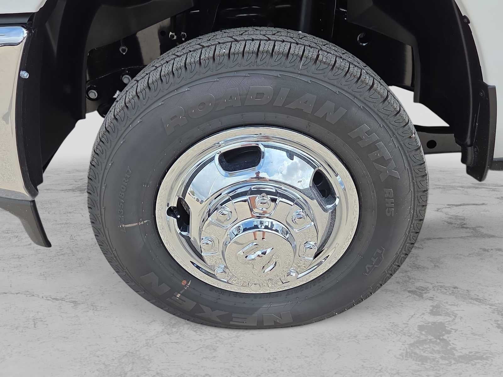 2026 RAM 3500 RAM 3500 TRADESMAN CREW CAB 4X4 8' BOX
