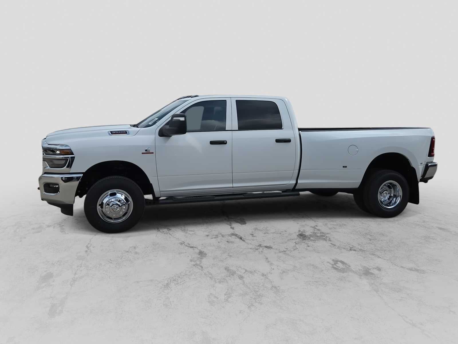 2026 RAM 3500 RAM 3500 TRADESMAN CREW CAB 4X4 8' BOX