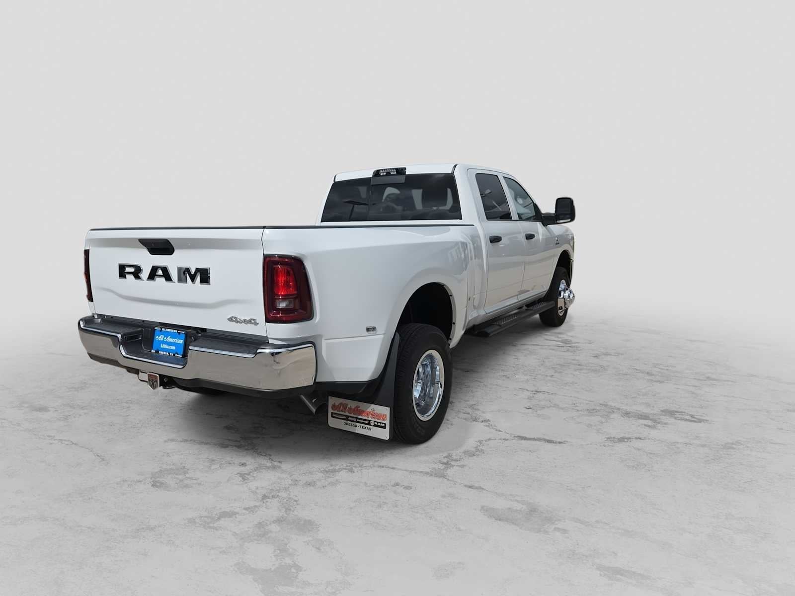 2026 RAM 3500 RAM 3500 TRADESMAN CREW CAB 4X4 8' BOX