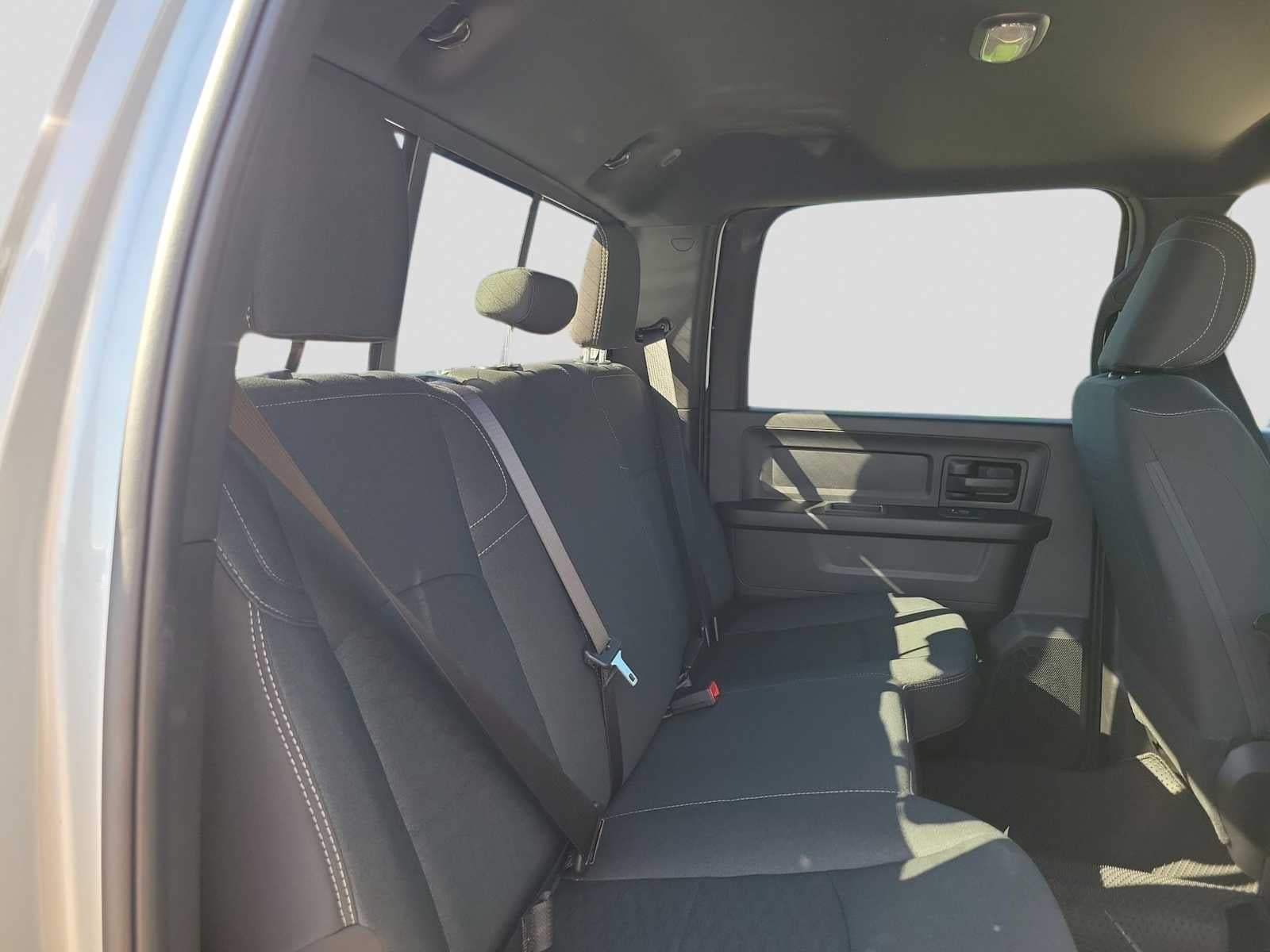 2026 RAM 3500 RAM 3500 TRADESMAN CREW CAB 4X4 8' BOX