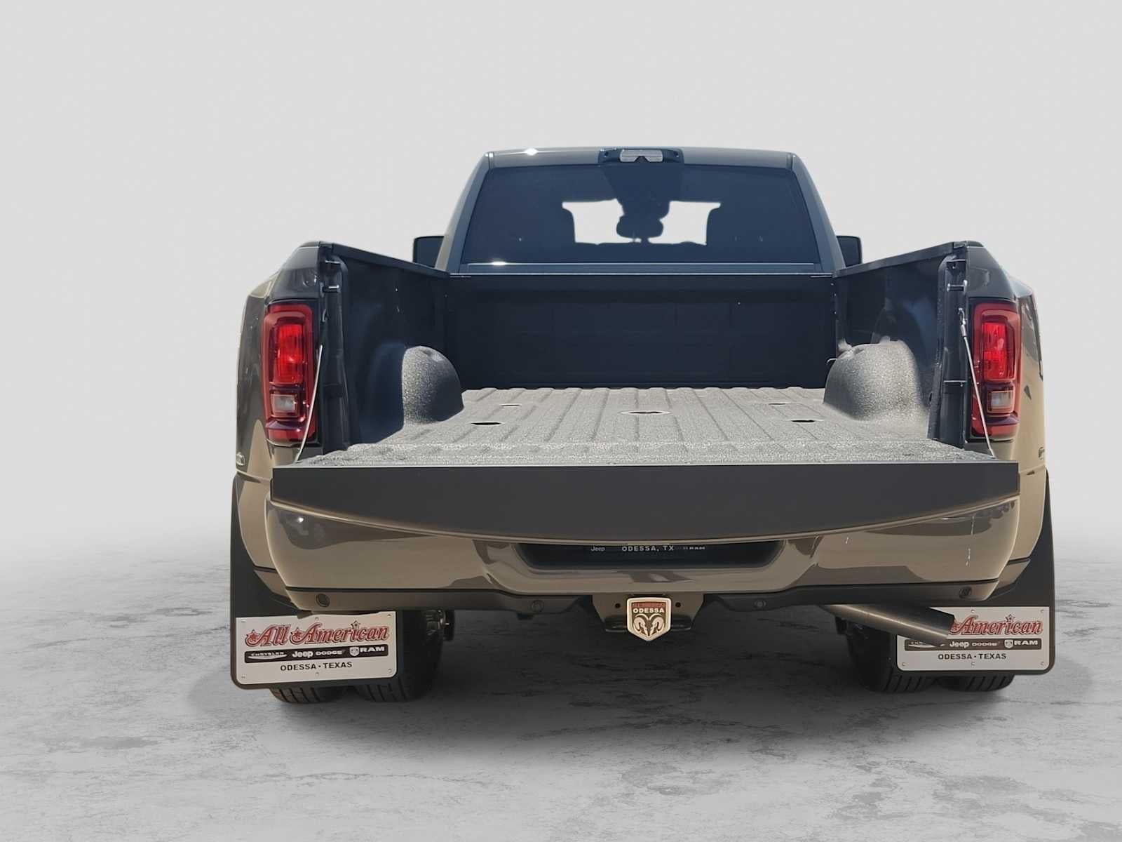 2026 RAM 3500 RAM 3500 LONE STAR CREW CAB 4X4 8' BOX