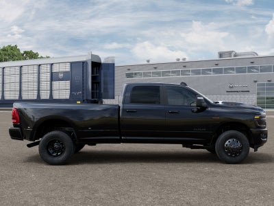 2026 RAM 3500 RAM 3500 LARAMIE CREW CAB 4X4 8' BOX