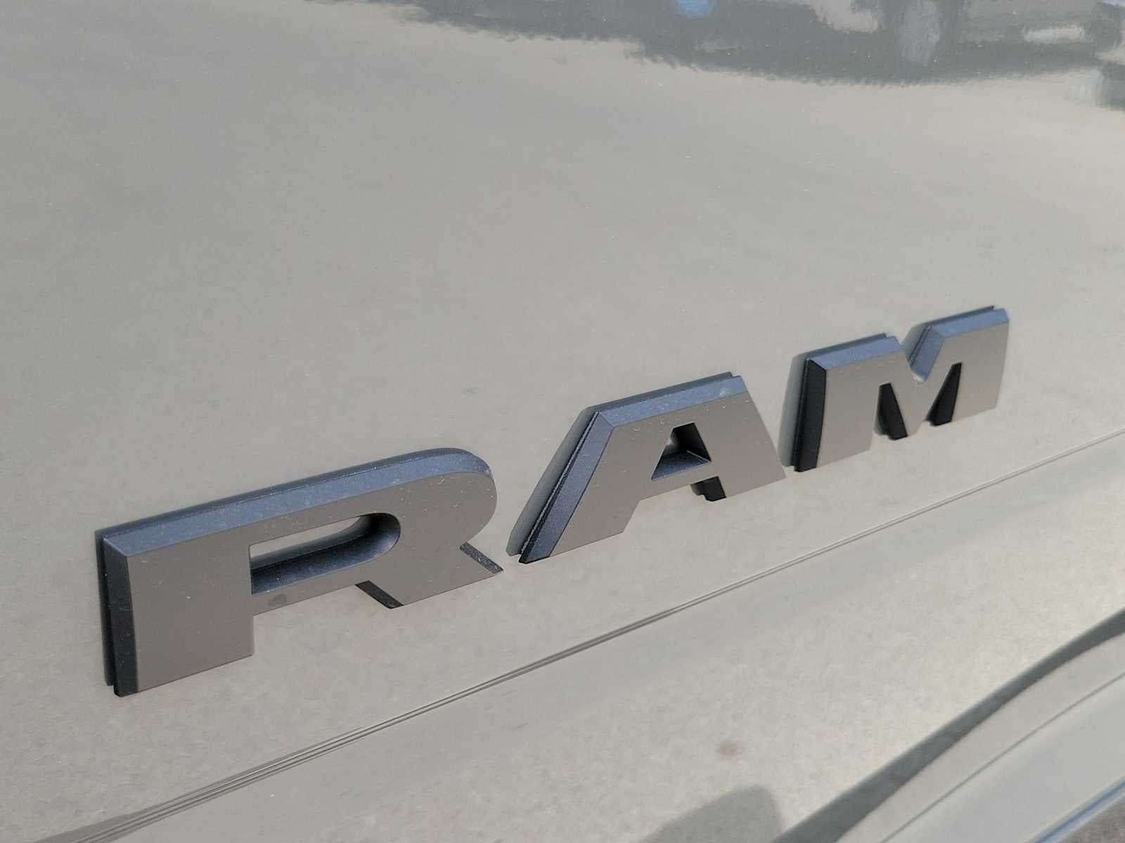 2026 RAM 3500 RAM 3500 LARAMIE CREW CAB 4X4 8' BOX