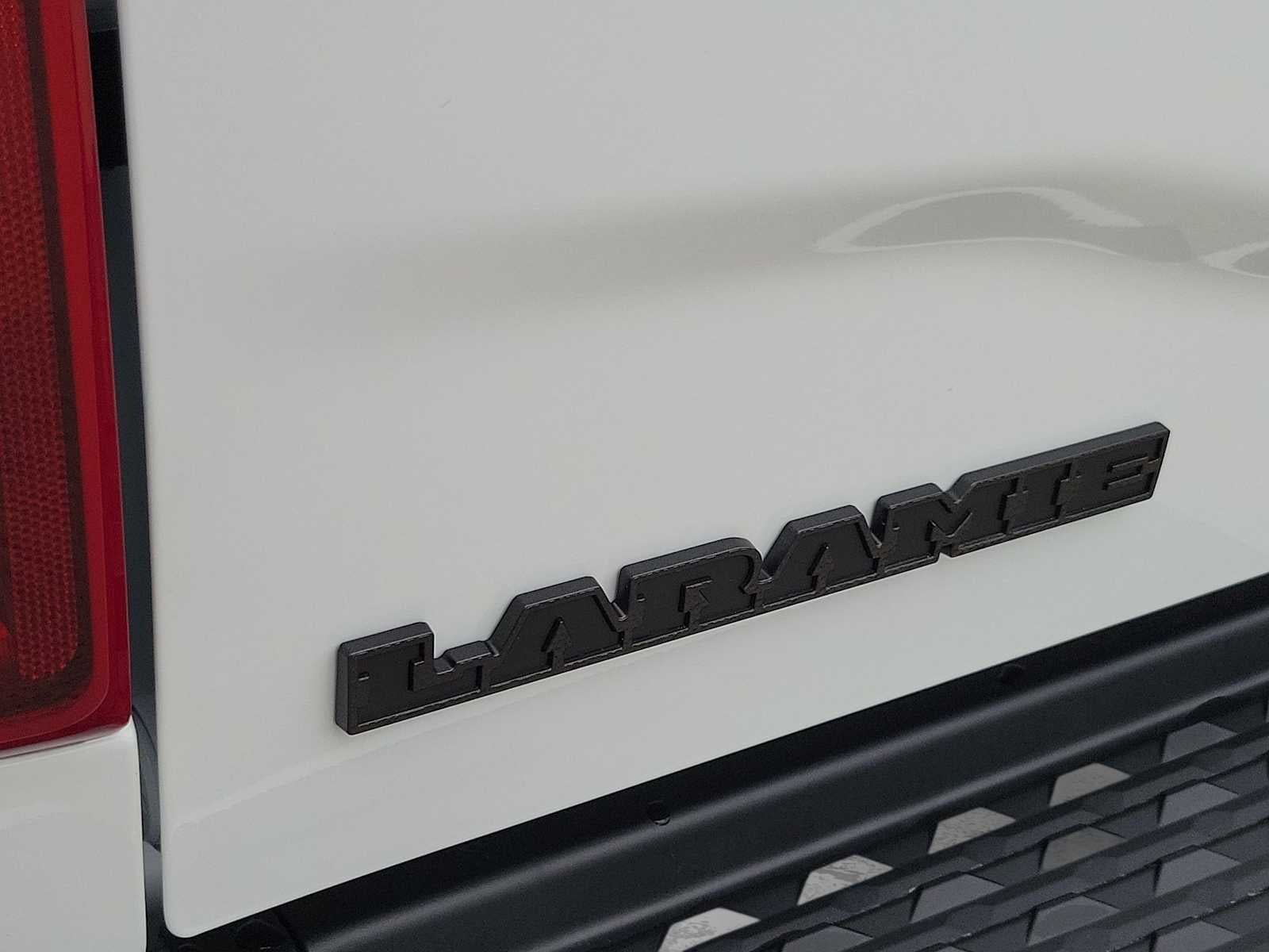 2026 RAM 3500 RAM 3500 LARAMIE CREW CAB 4X4 8' BOX