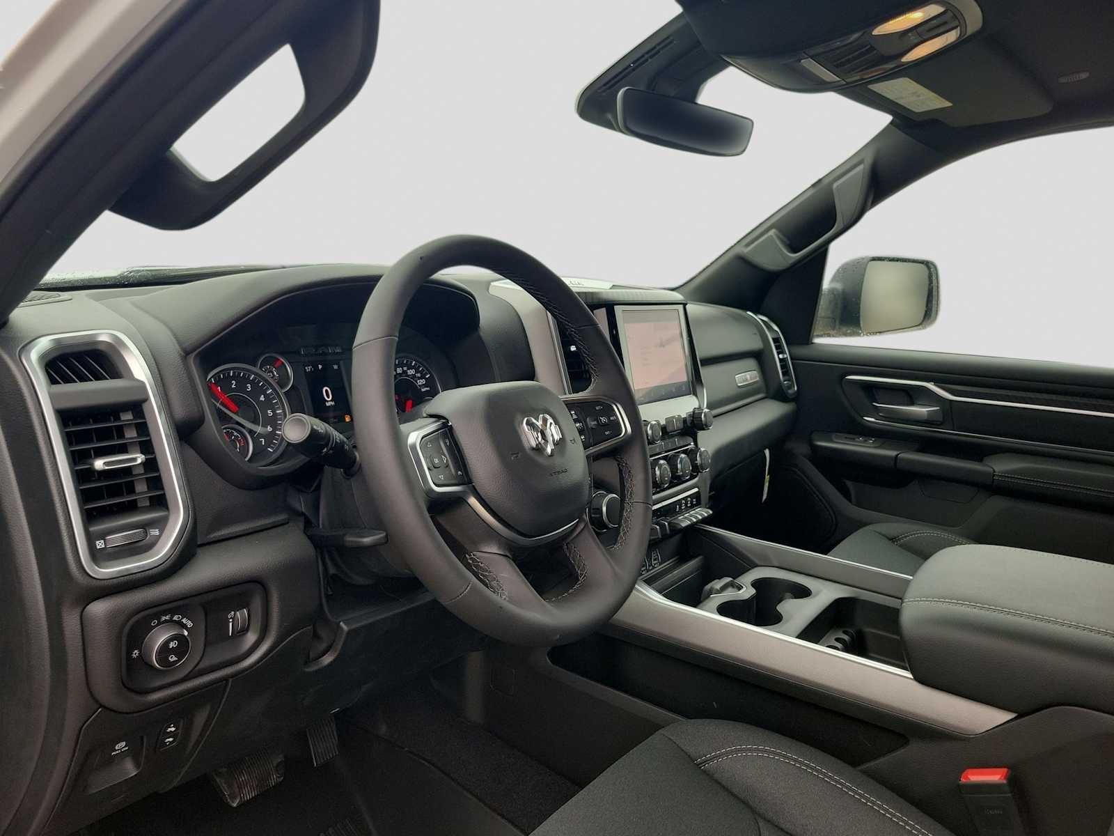 2026 RAM Ram 1500 RAM 1500 LONE STAR CREW CAB 4X2 5'7' BOX