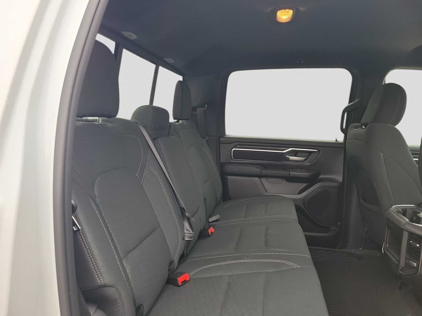 2026 RAM Ram 1500 RAM 1500 LONE STAR CREW CAB 4X2 5'7' BOX