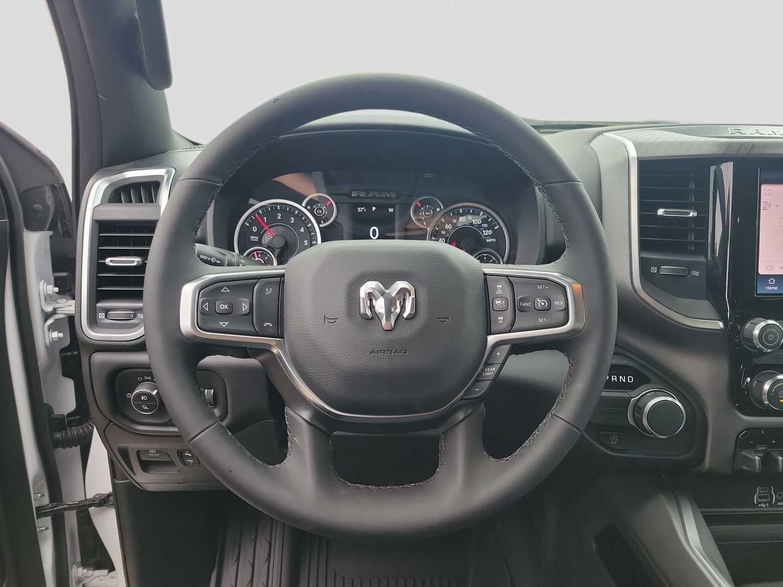 2026 RAM Ram 1500 RAM 1500 LONE STAR CREW CAB 4X2 5'7' BOX