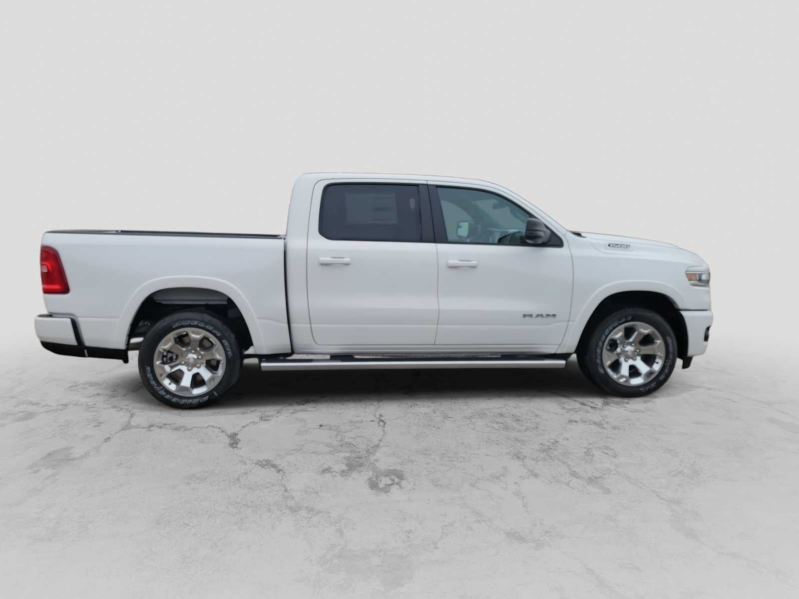 2026 RAM Ram 1500 RAM 1500 LONE STAR CREW CAB 4X2 5'7' BOX