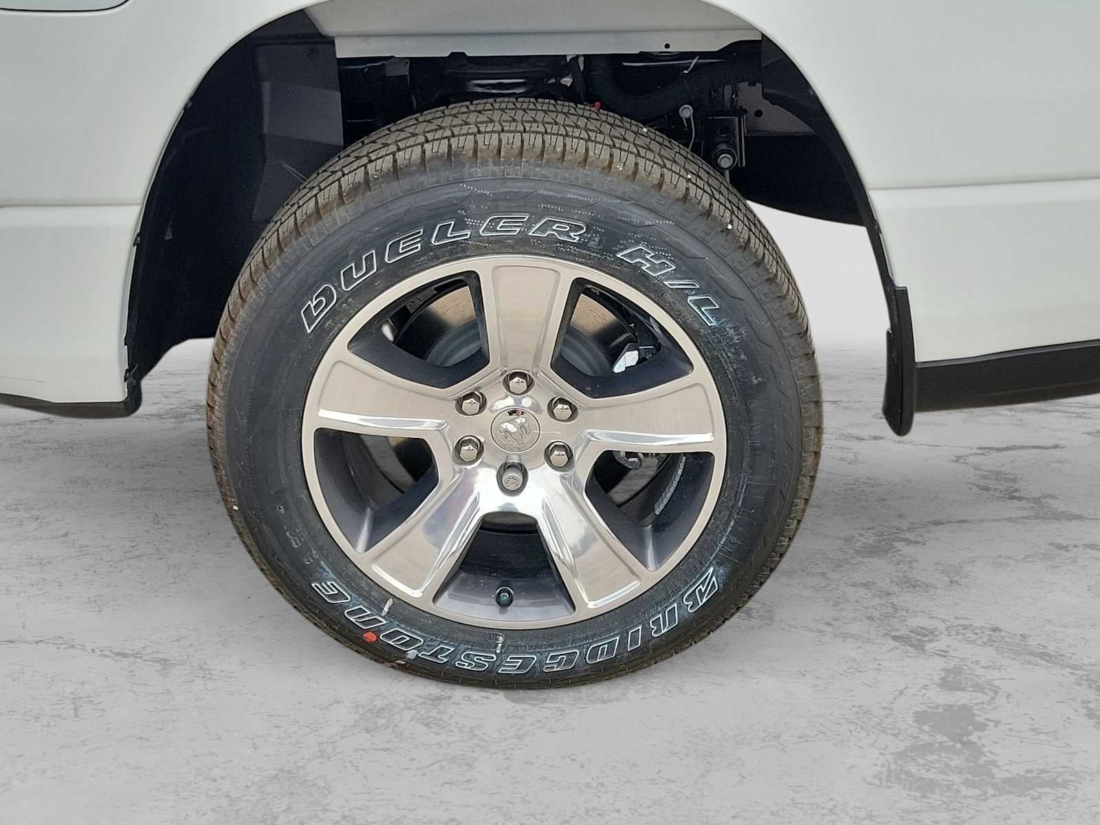 2026 RAM 1500 RAM 1500 EXPRESS CREW CAB 4X2 5'7' BOX