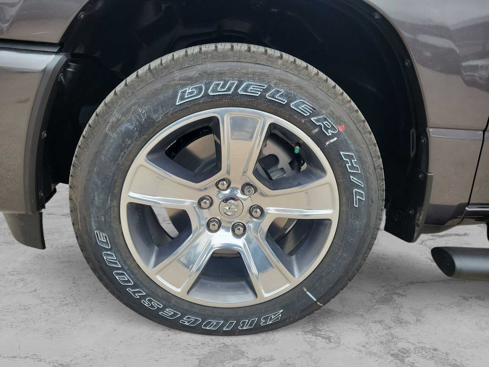 2026 RAM 1500 RAM 1500 EXPRESS CREW CAB 4X2 5'7' BOX