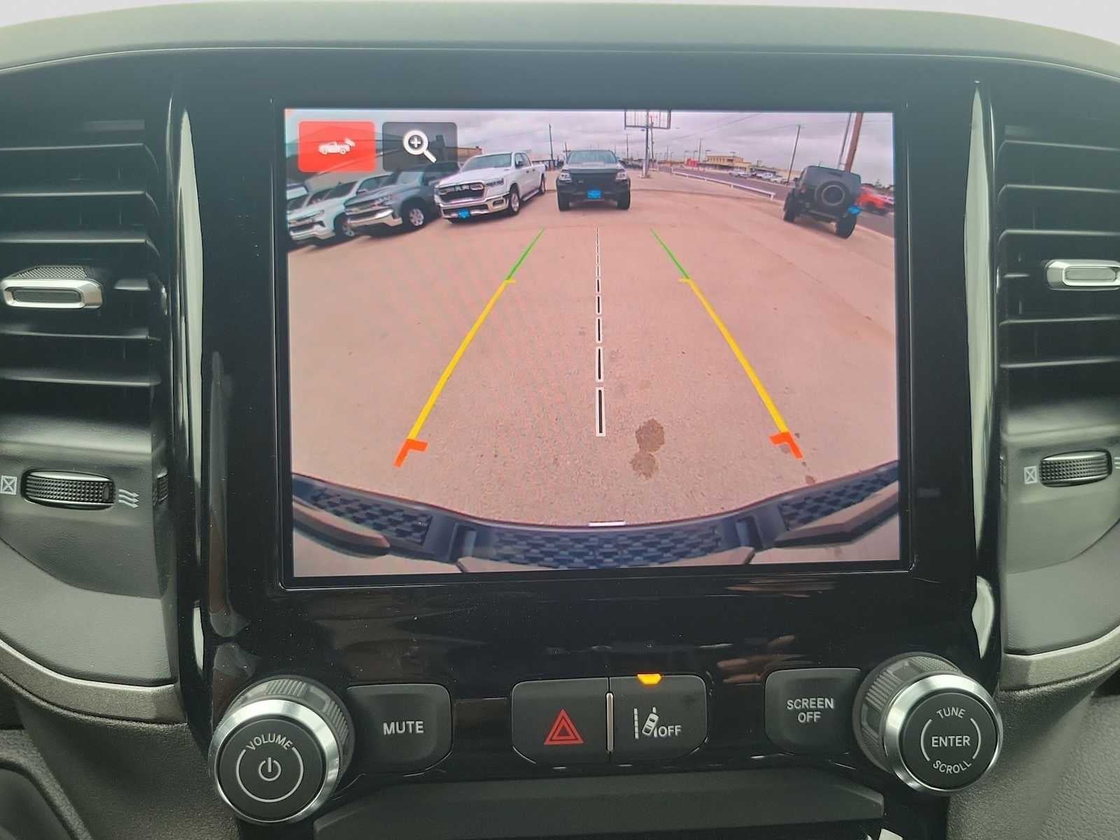 2026 RAM 1500 RAM 1500 EXPRESS CREW CAB 4X2 5'7' BOX