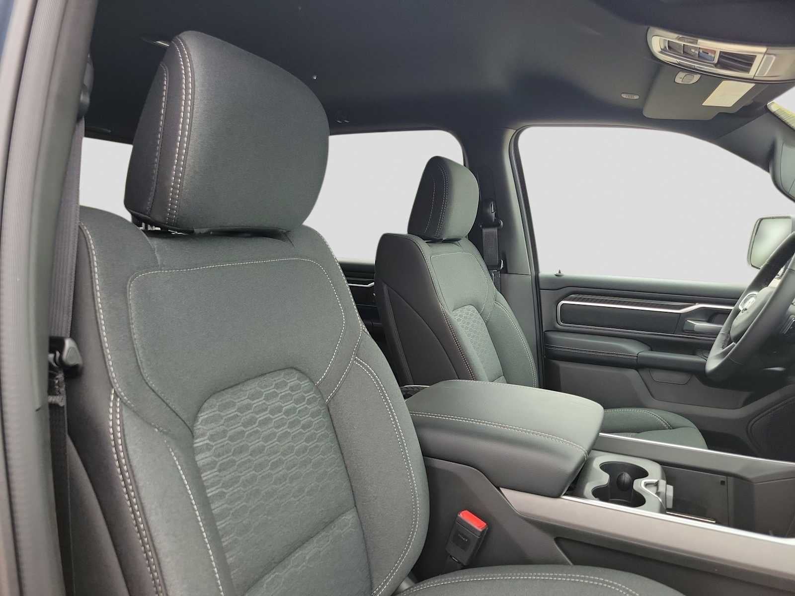 2026 RAM 1500 RAM 1500 LONE STAR CREW CAB 4X4 5'7' BOX