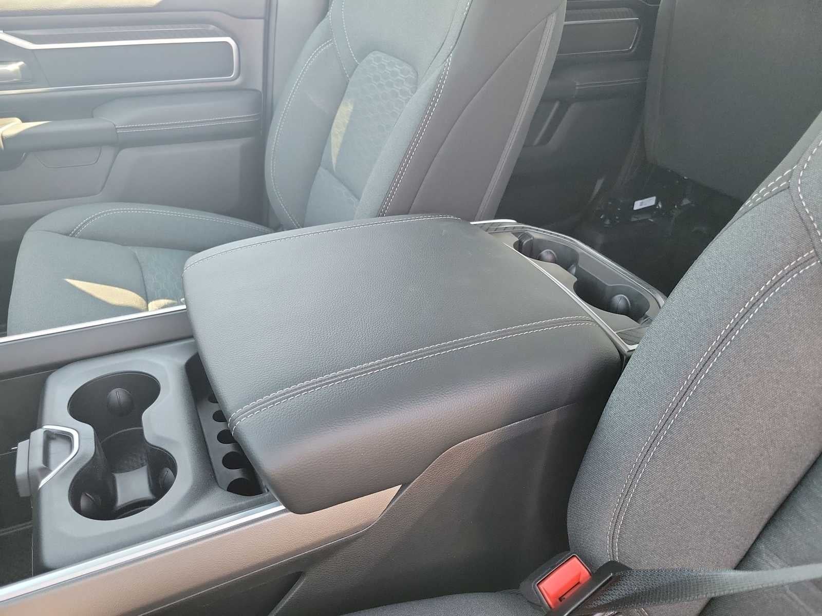 2026 RAM Ram 1500 RAM 1500 LONE STAR CREW CAB 4X4 5'7' BOX