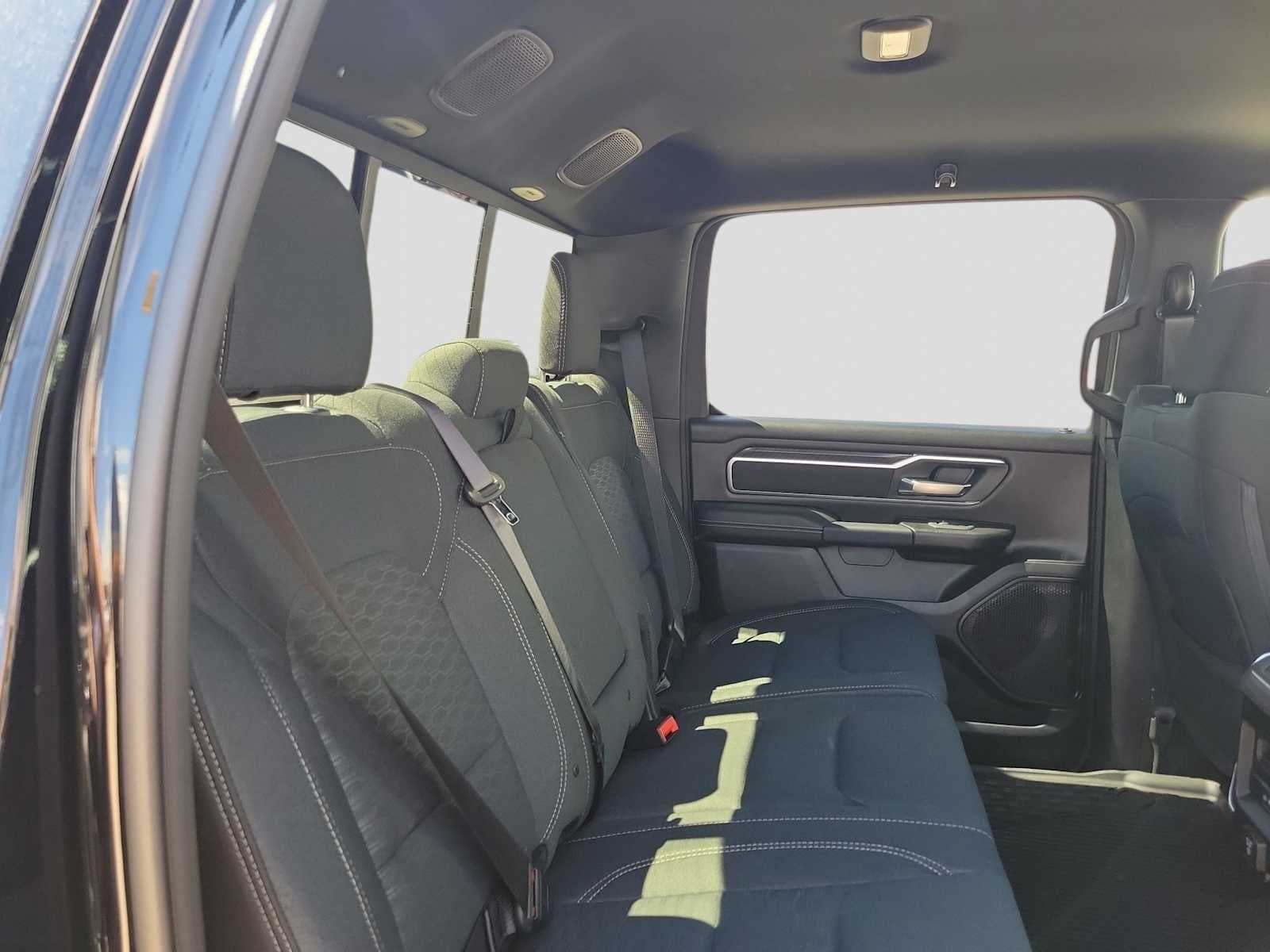 2026 RAM Ram 1500 RAM 1500 LONE STAR CREW CAB 4X4 5'7' BOX