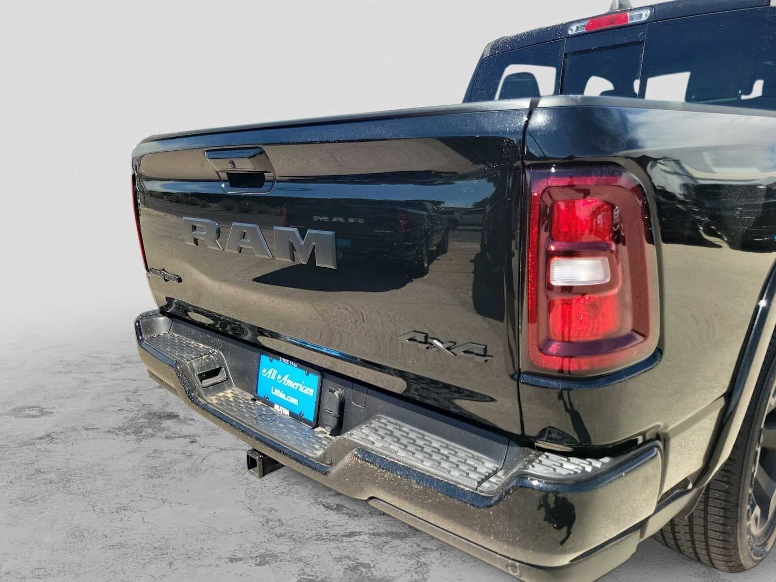 2026 RAM Ram 1500 RAM 1500 LONE STAR CREW CAB 4X4 5'7' BOX