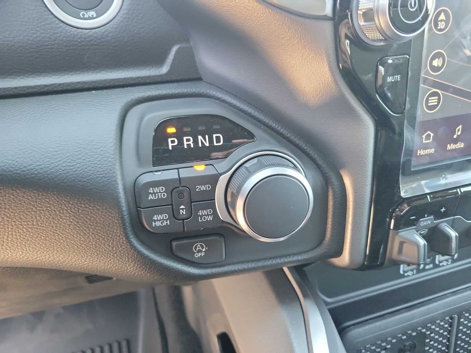 2026 RAM 1500 RAM 1500 LONE STAR CREW CAB 4X4 5'7' BOX
