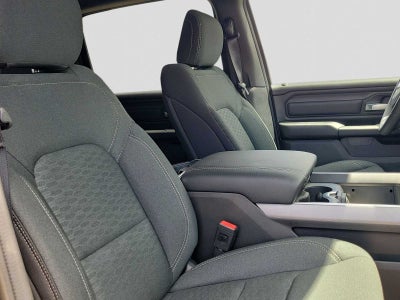 2026 RAM 1500 RAM 1500 EXPRESS CREW CAB 4X4 5'7' BOX