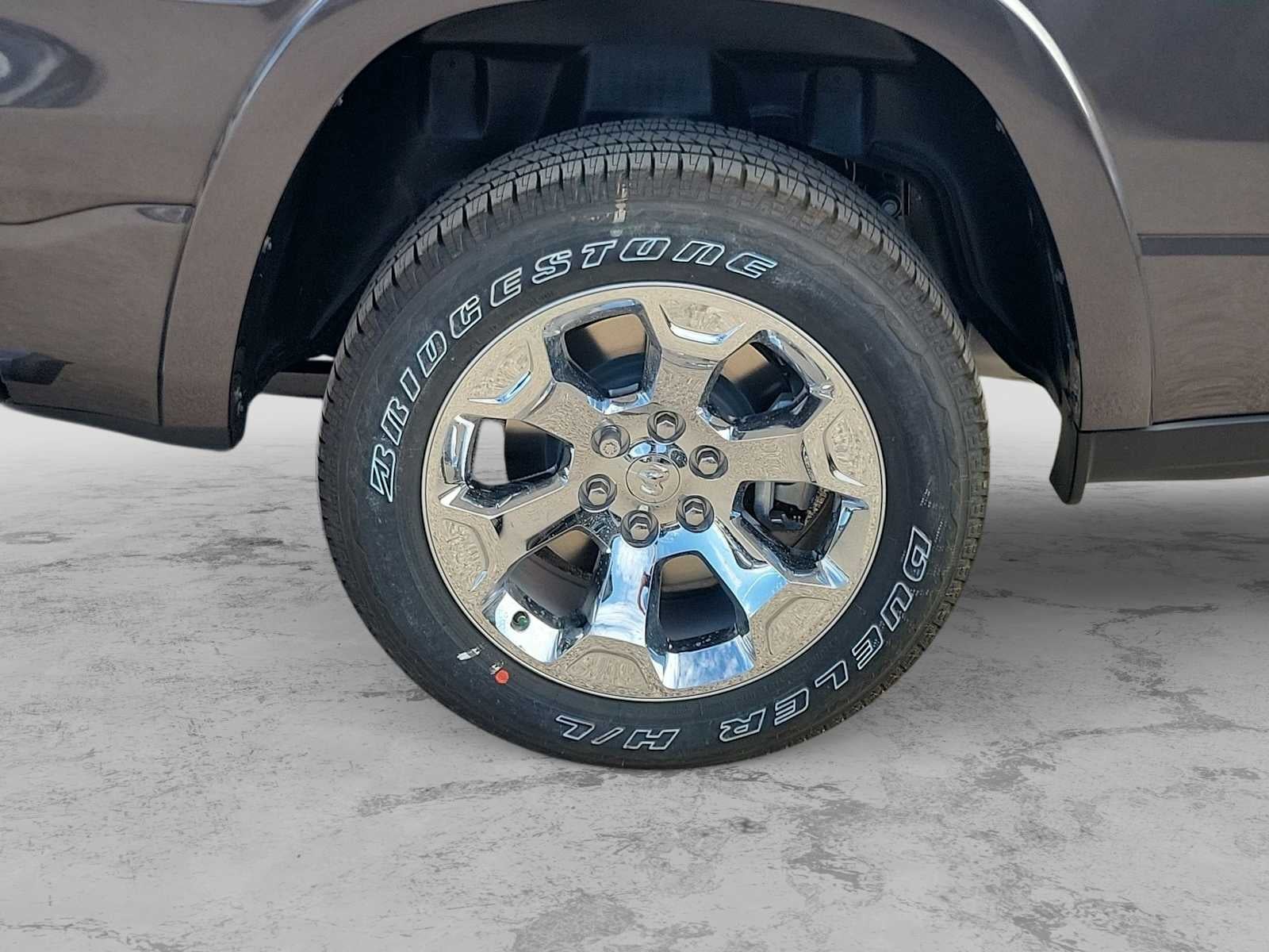 2026 RAM 1500 RAM 1500 LONE STAR CREW CAB 4X4 5'7' BOX