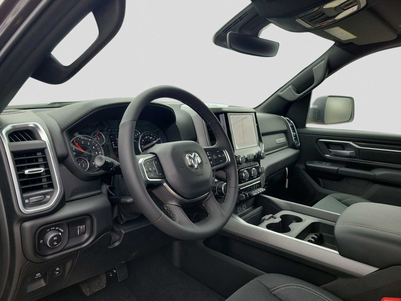 2026 RAM Ram 1500 RAM 1500 LONE STAR CREW CAB 4X4 5'7' BOX